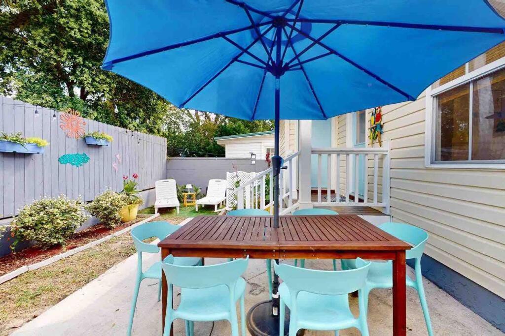 ويلمنجتون The Blue Door Bungalow المظهر الخارجي الصورة